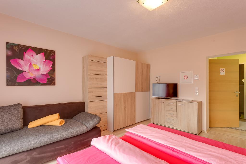 Biancas Ferienwohnung Im Haus Roswitha Tumpen Dış mekan fotoğraf