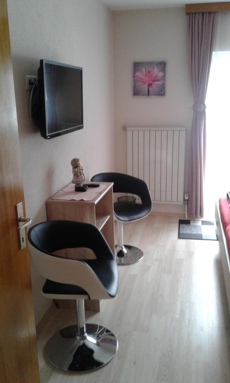 Biancas Ferienwohnung Im Haus Roswitha Tumpen Dış mekan fotoğraf